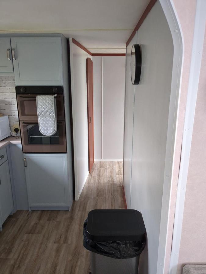 L&G Family Holidays 6 Berth Coral Beach Laura Familys Only And Lead Person Must Be Over 30 Ingoldmells Exteriér fotografie